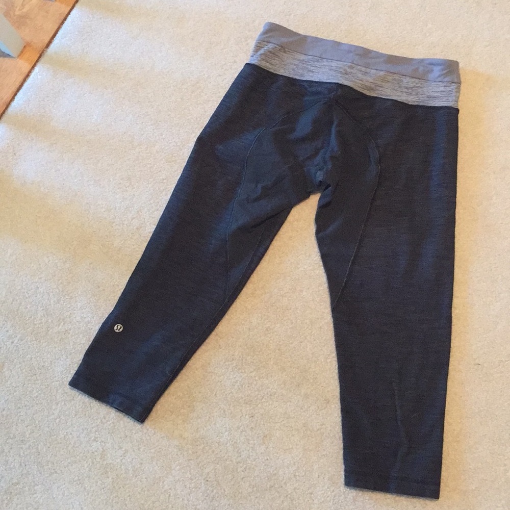 Dark Gray with mini stripes crop Lululemon